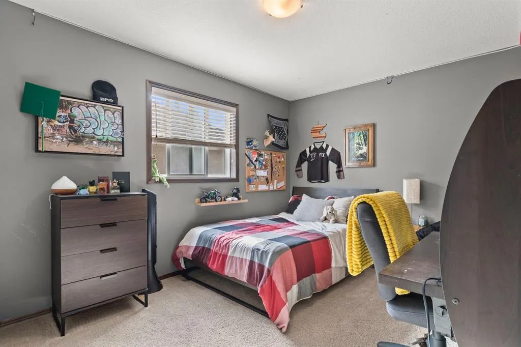 498 Tuscany Ravine Road NW