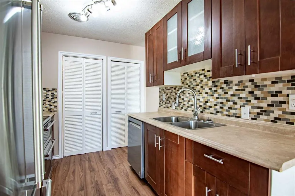 6320 58 Avenue, #2