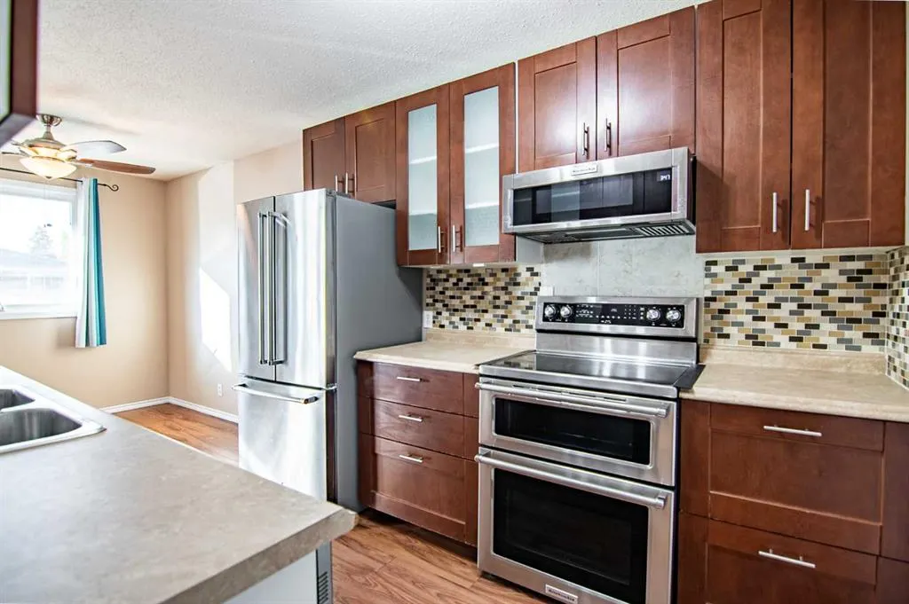 6320 58 Avenue, #2