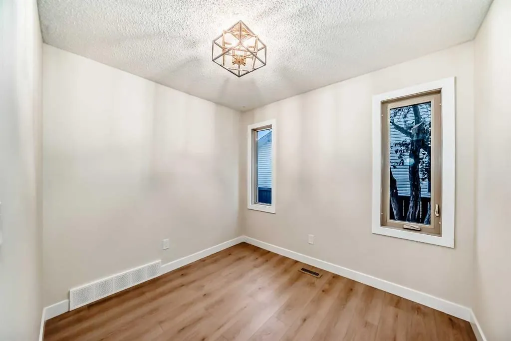 311 Shawnessy Drive SW