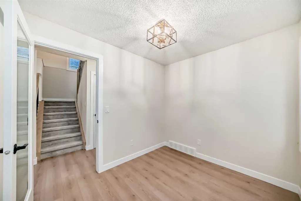 311 Shawnessy Drive SW