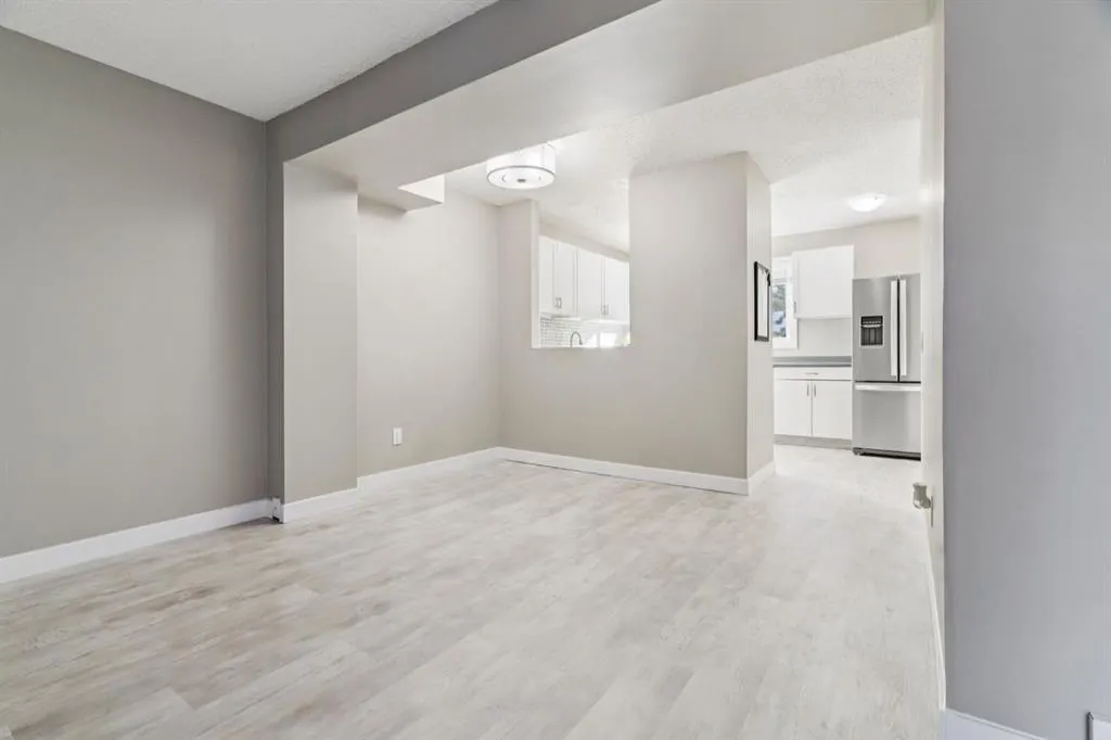 4810 40 Avenue SW, #15