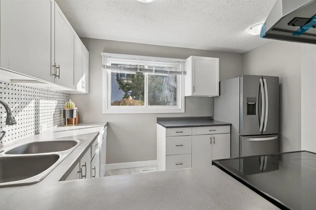 4810 40 Avenue SW, #15