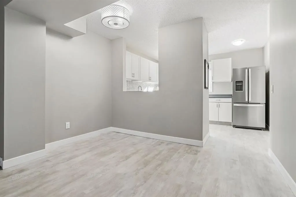 4810 40 Avenue SW, #15