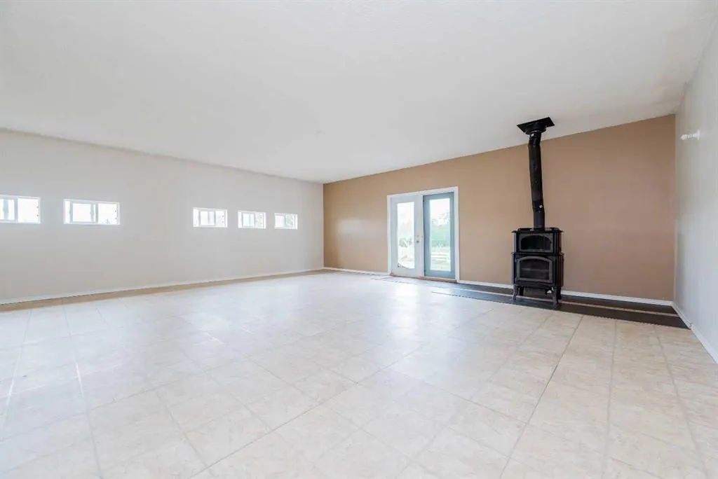 22356 703 Township