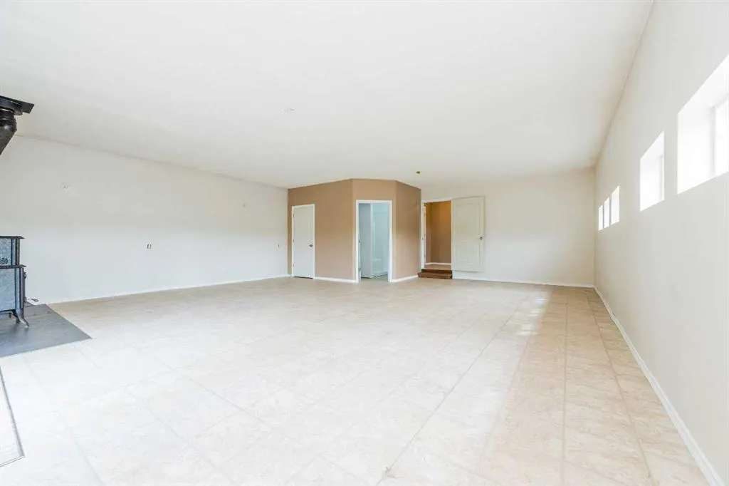 22356 703 Township
