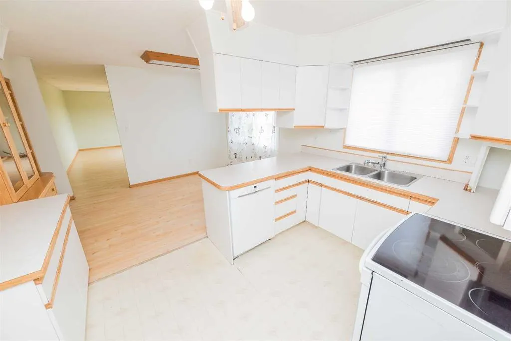 22356 703 Township