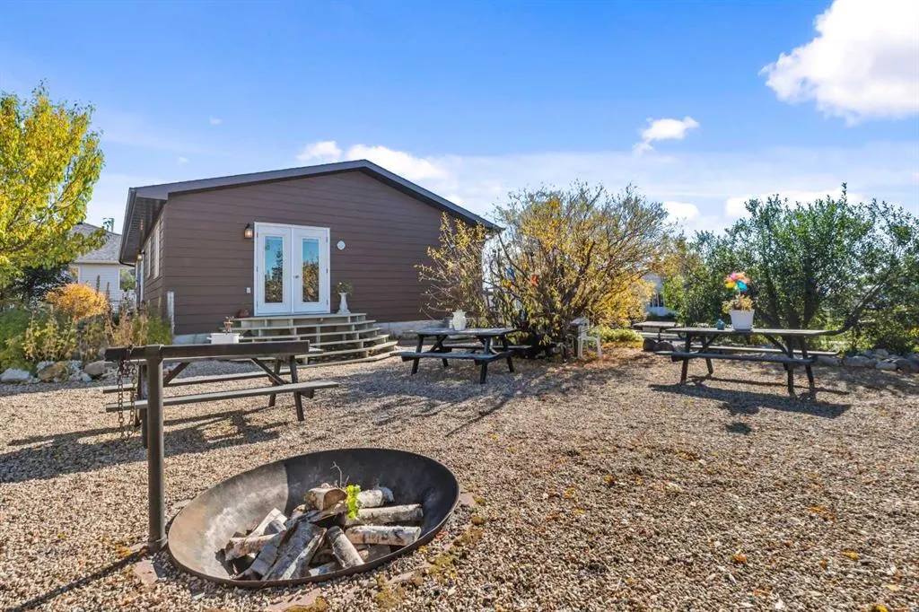 34 Hollinger Drive