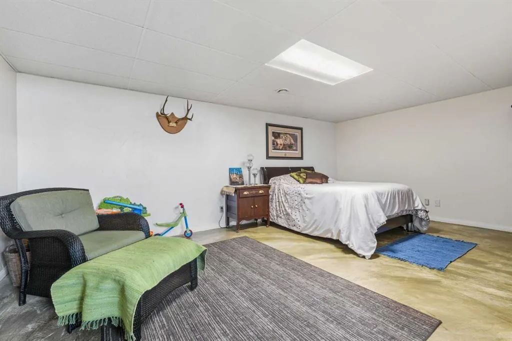 34 Hollinger Drive