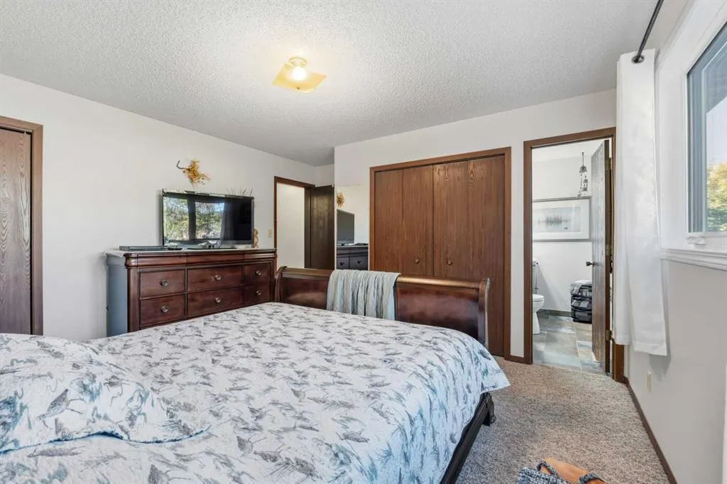 34 Hollinger Drive