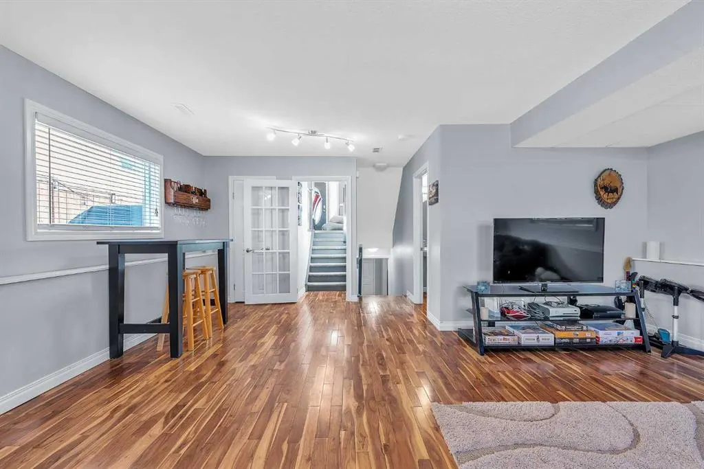236 MT. Aberdeen Close SE
