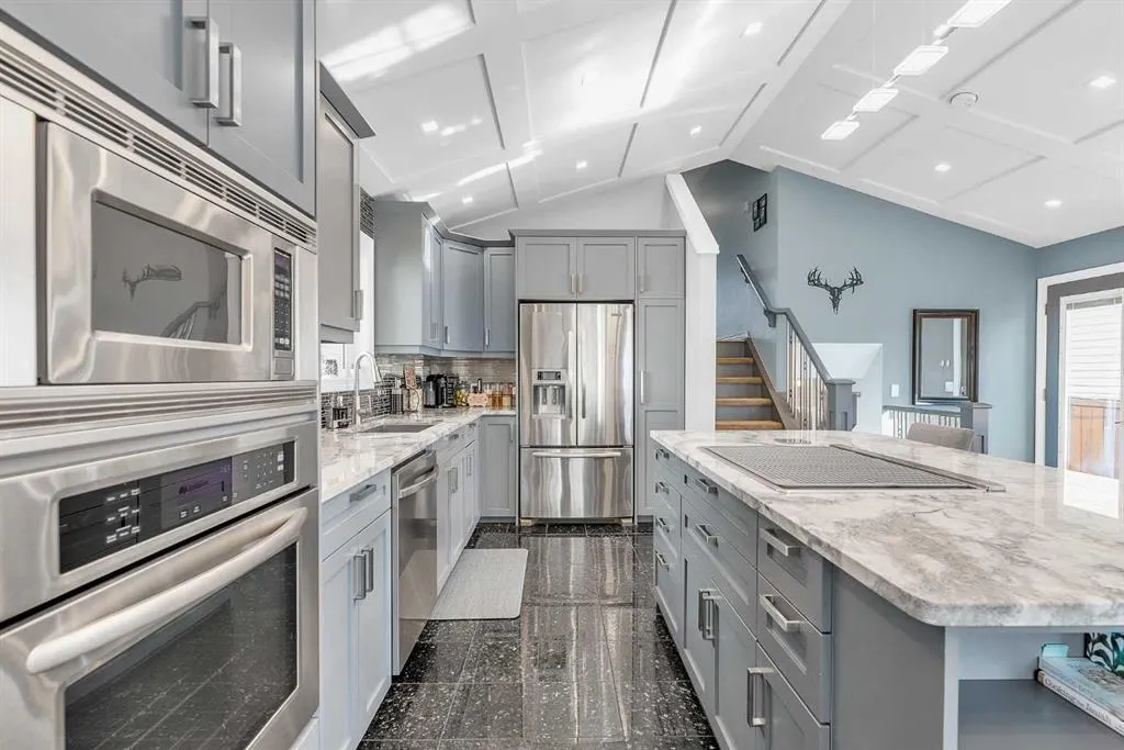 236 MT. Aberdeen Close SE