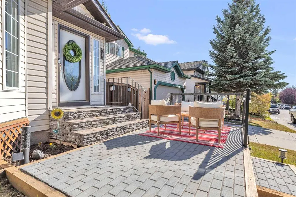 236 MT. Aberdeen Close SE