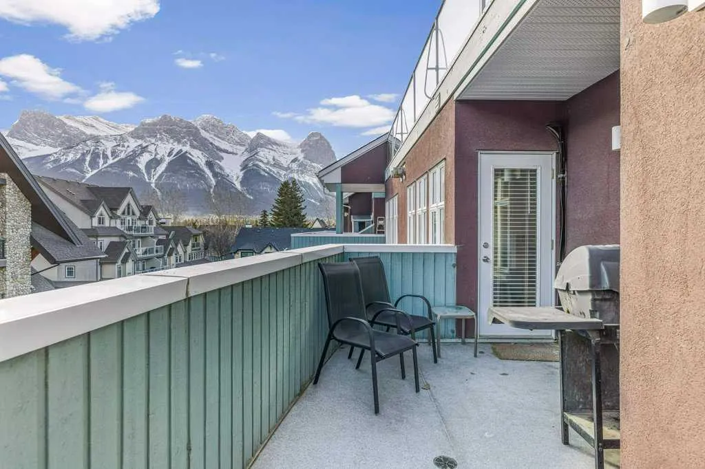 1151 Sidney Street, #306