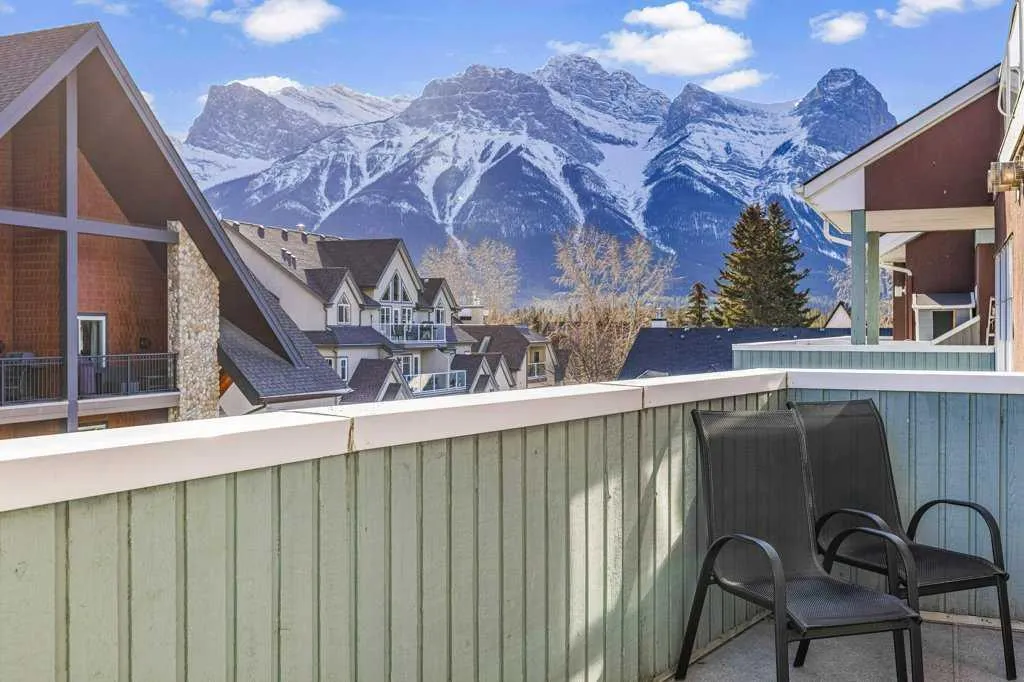 1151 Sidney Street, #306