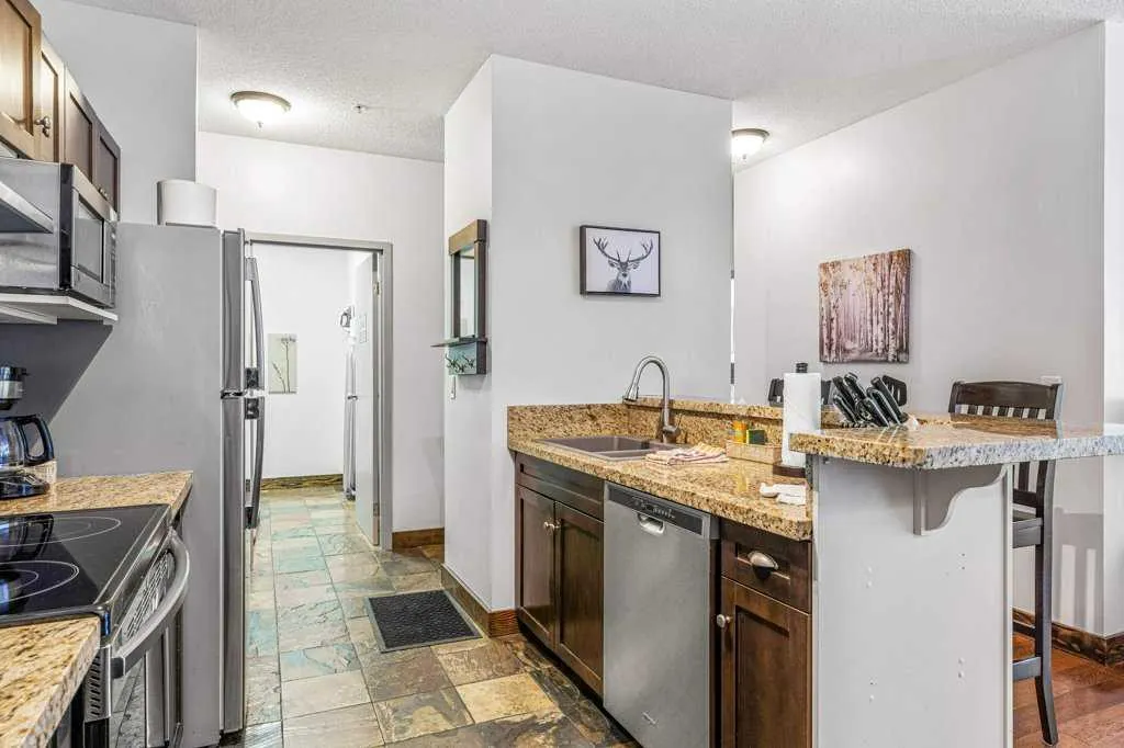 1151 Sidney Street, #306