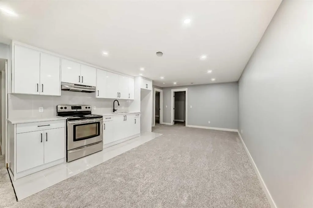 432 Ogden Drive SE