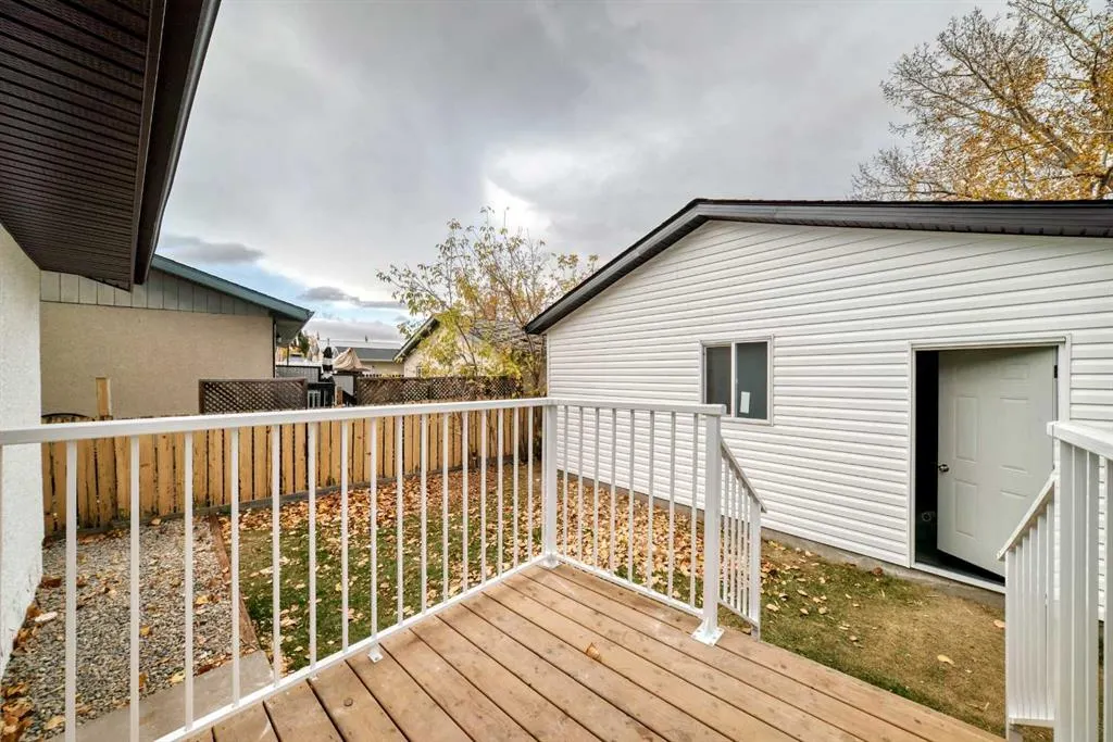 432 Ogden Drive SE