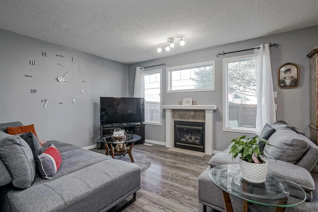 102 Canoe Square SW, #7