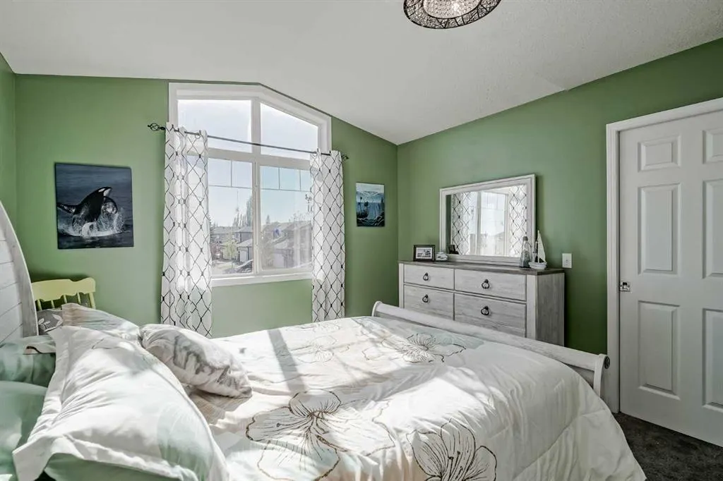 102 Canoe Square SW, #7