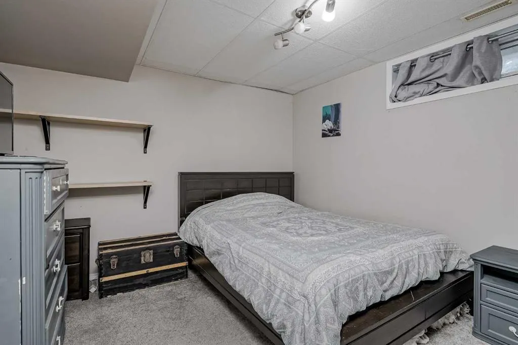 102 Canoe Square SW, #7