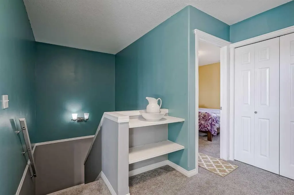 102 Canoe Square SW, #7