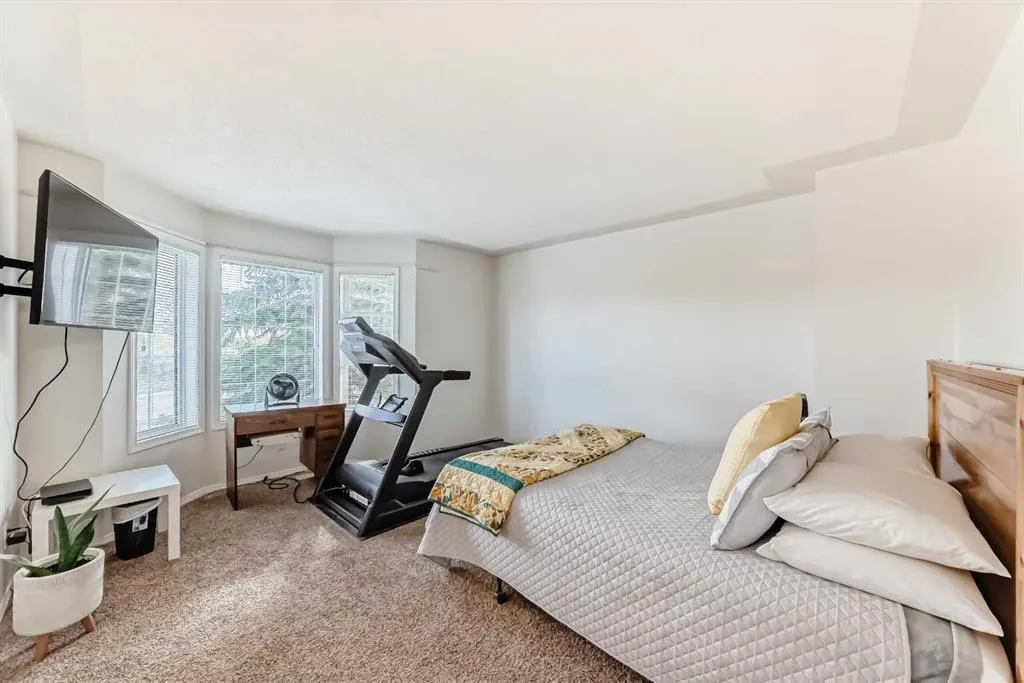 102 Mt Mckenzie Gardens SE