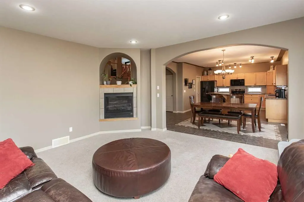 35 Woodrow Close