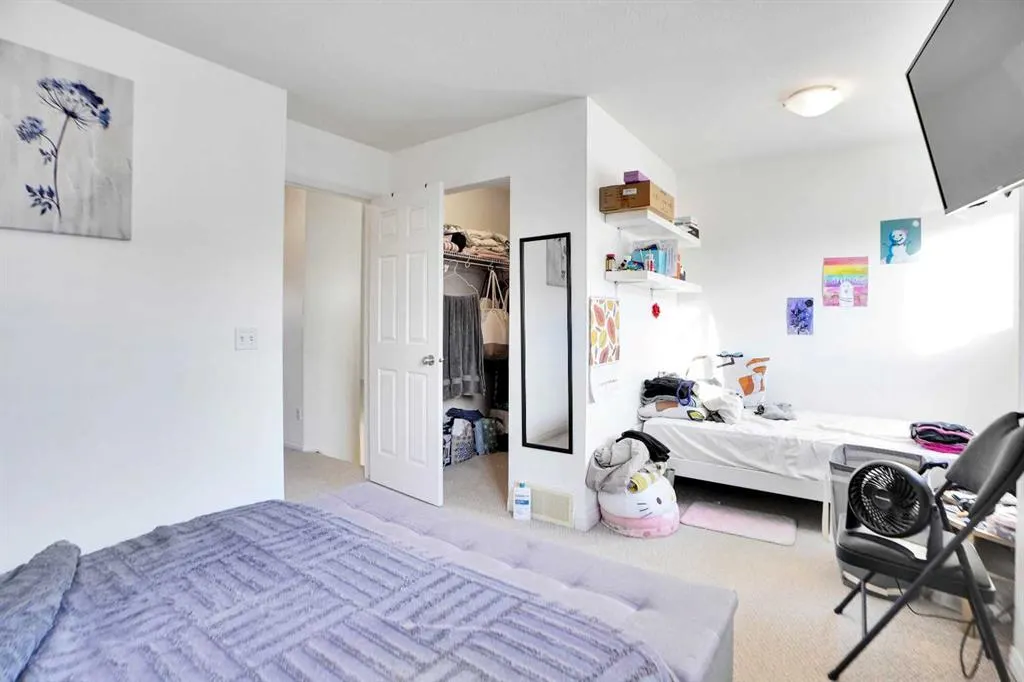 111 Tarawood Lane NE, #353