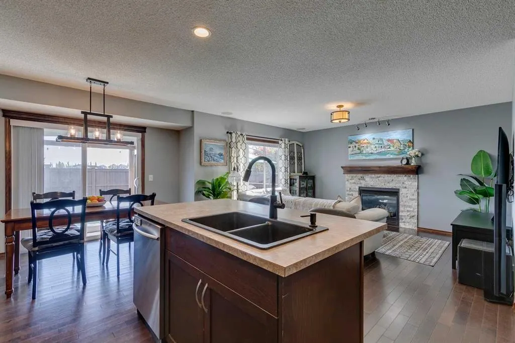 180 Cranberry Circle SE