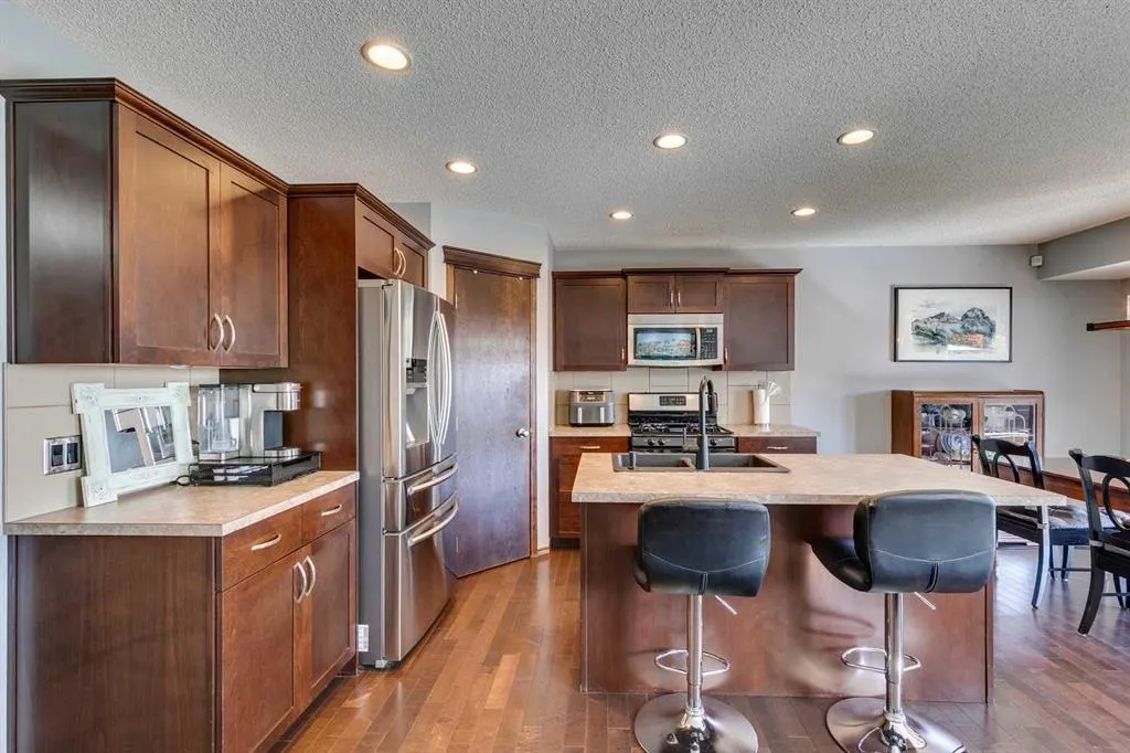 180 Cranberry Circle SE