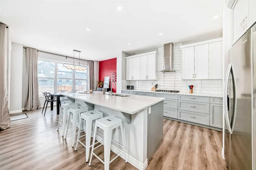 564 Belmont Heath SW