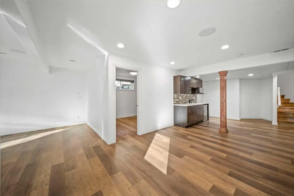 116 Allwright Close