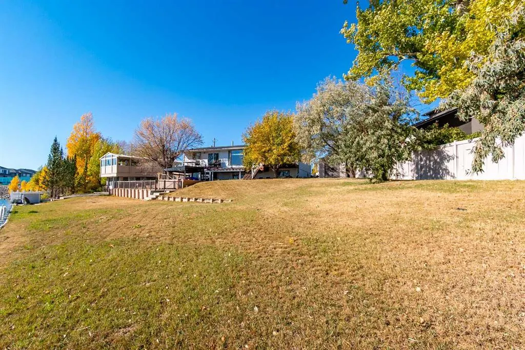 1044 West Chestermere Drive