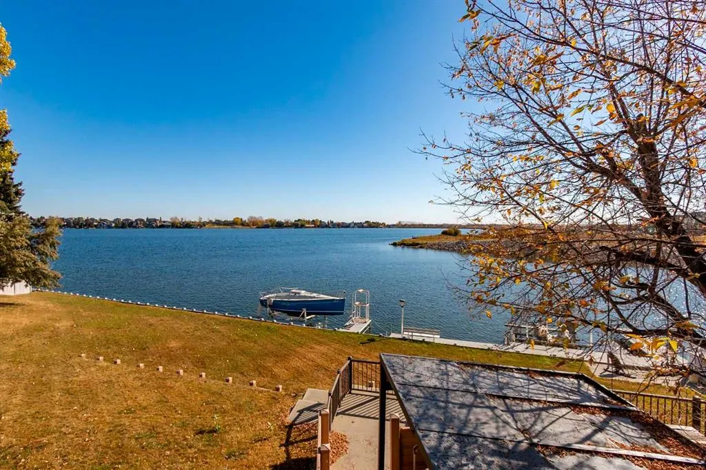 1044 West Chestermere Drive
