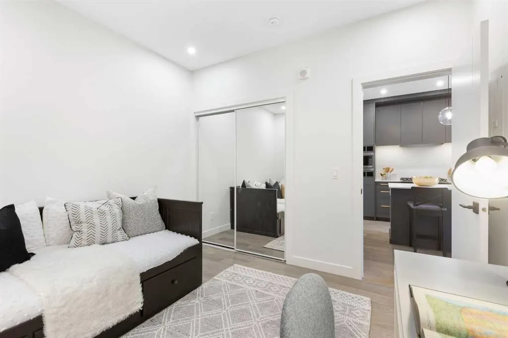 4275 Norford Avenue NW, #325