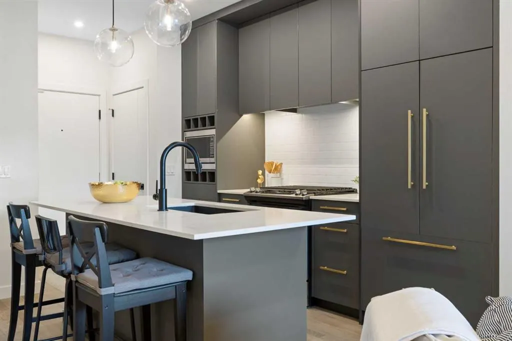 4275 Norford Avenue NW, #325