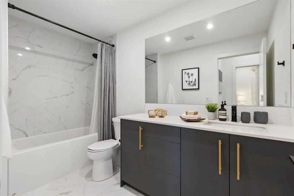 4275 Norford Avenue NW, #325
