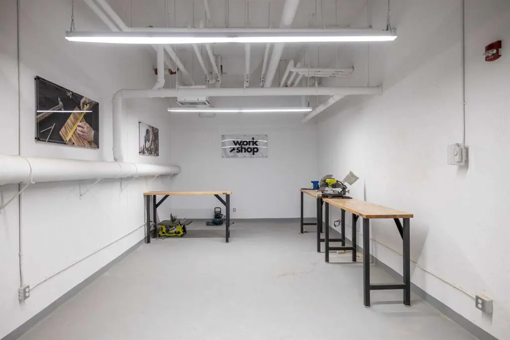 4275 Norford Avenue NW, #325