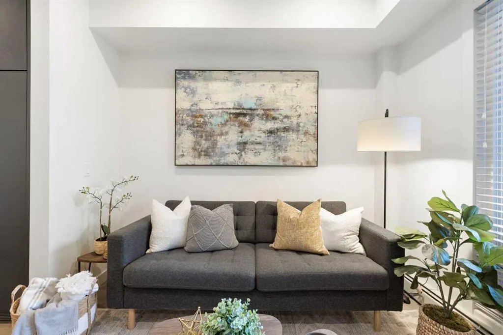 4275 Norford Avenue NW, #325