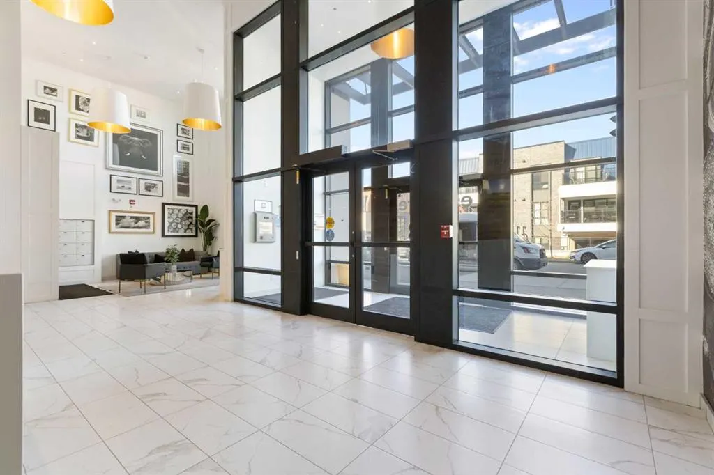 4275 Norford Avenue NW, #325