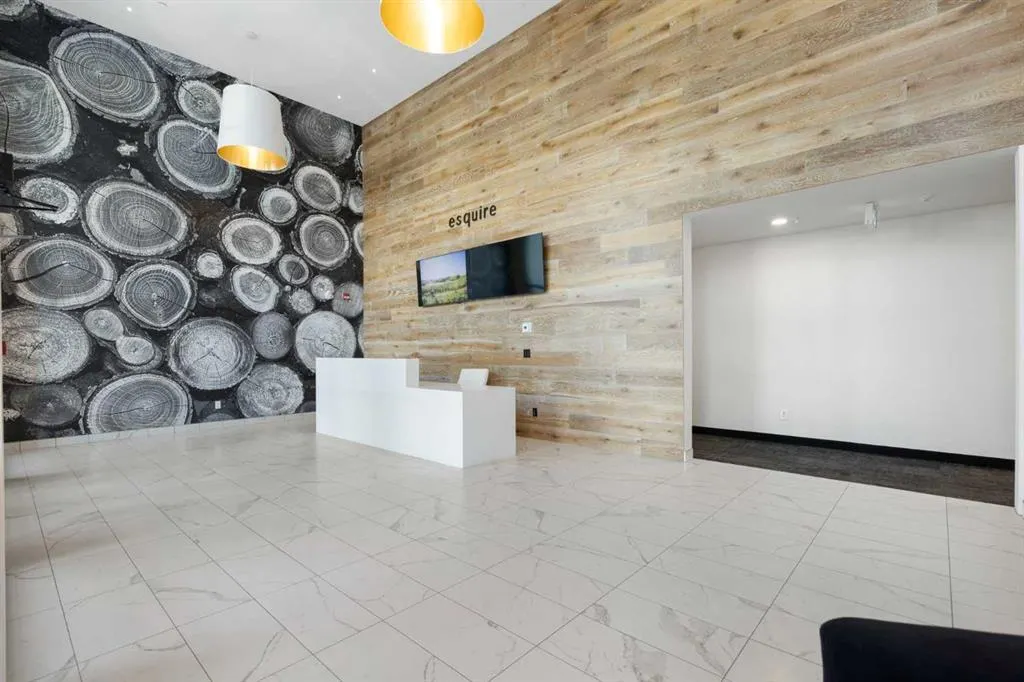4275 Norford Avenue NW, #325