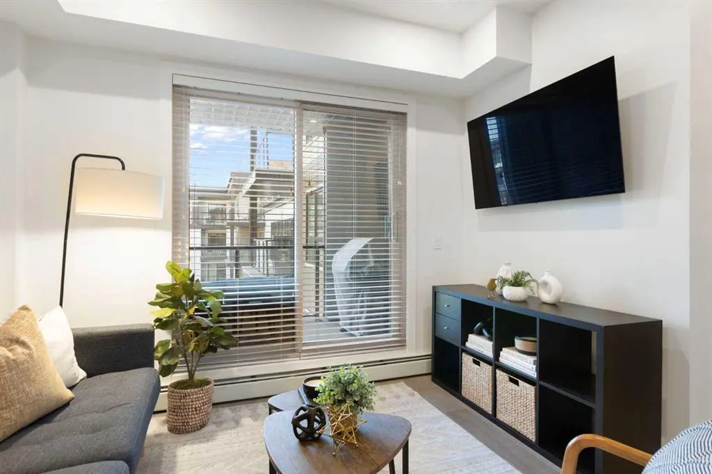 4275 Norford Avenue NW, #325