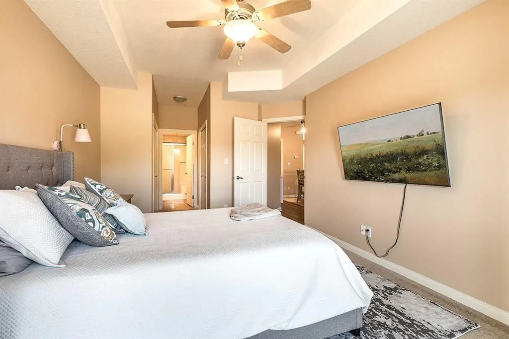 201 River Ridge Drive NW, #329