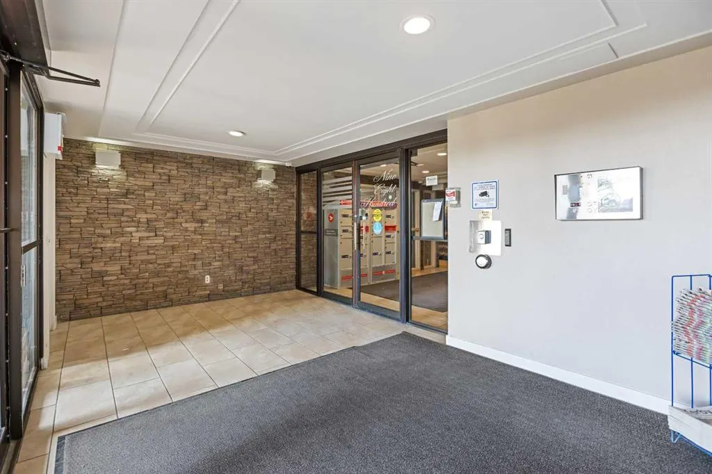 9800 Horton Road SW, #1506