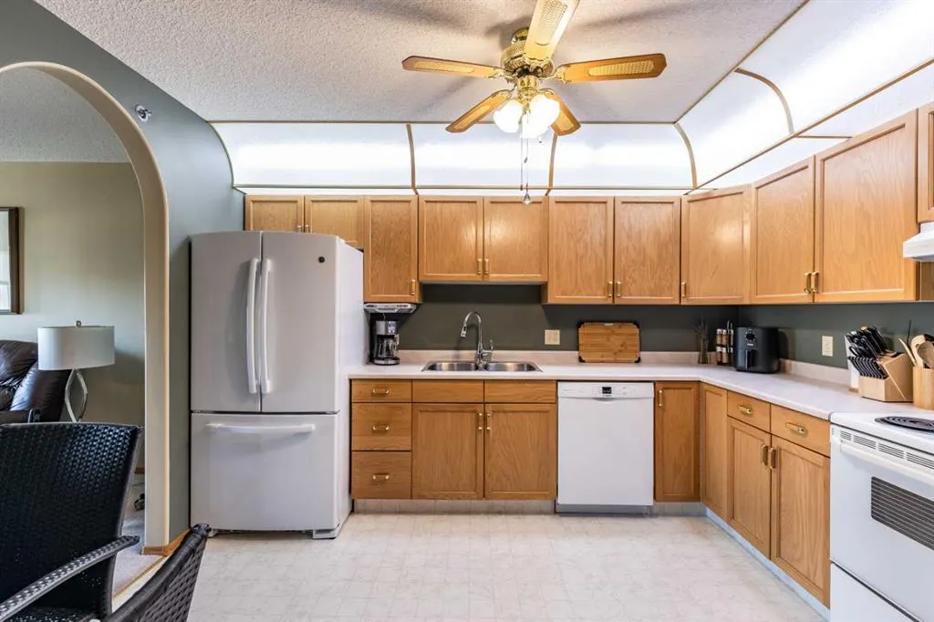 3021 13 Avenue SE, #425