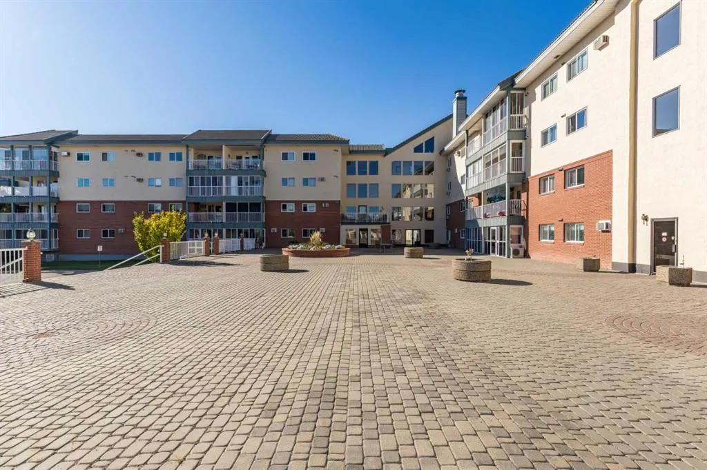 3021 13 Avenue SE, #425