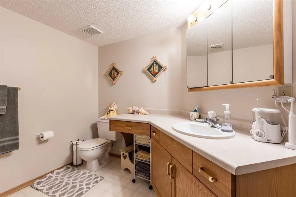 3021 13 Avenue SE, #425