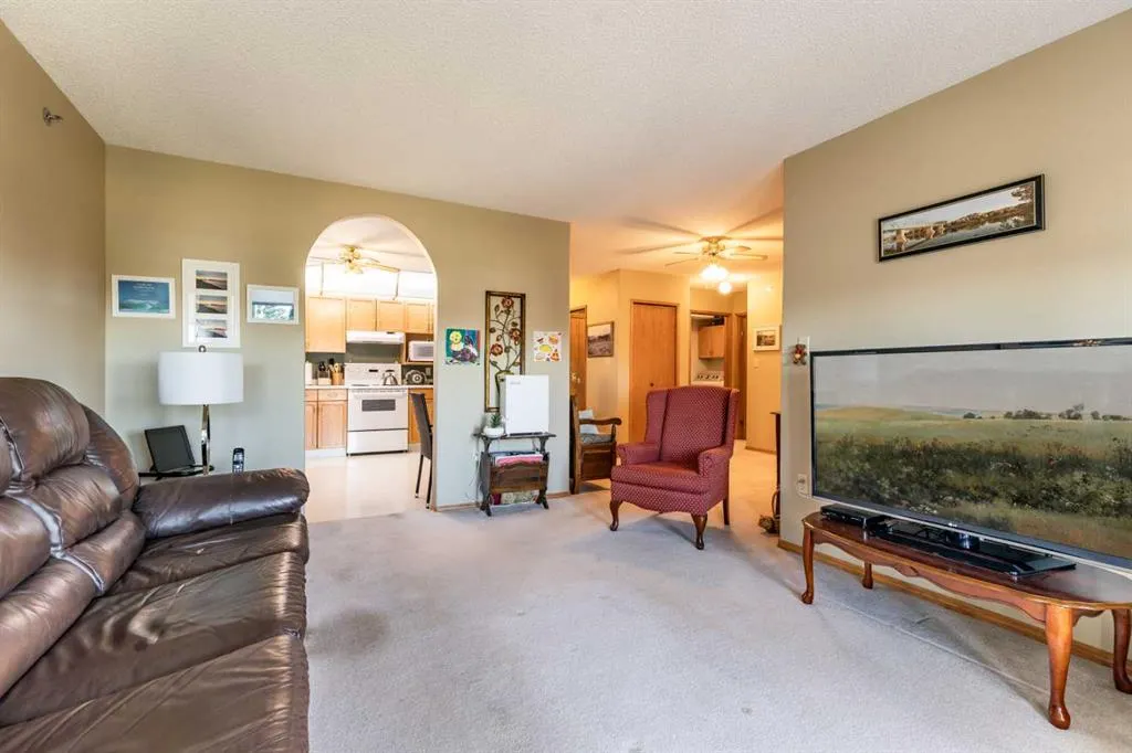 3021 13 Avenue SE, #425