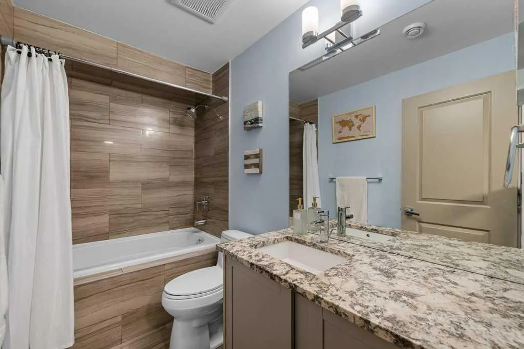 1926 36 Street SW, #2